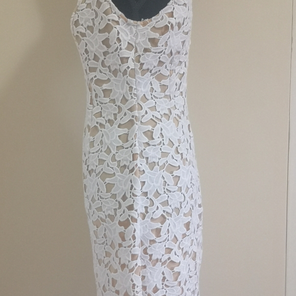 Guess Flume lace dress - Picture 3 of 8